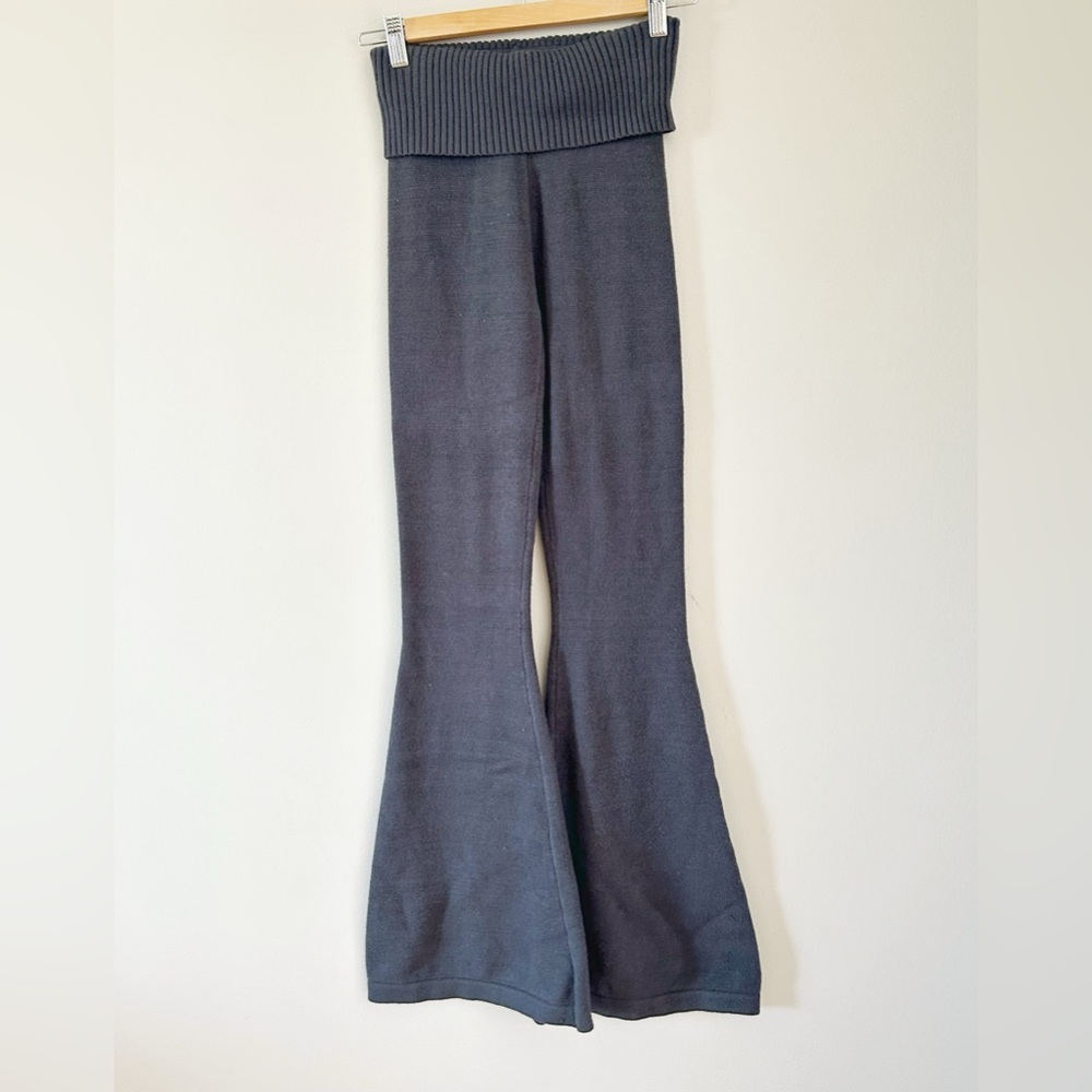 Edikted Flare Leg Knit Pants XS Gray